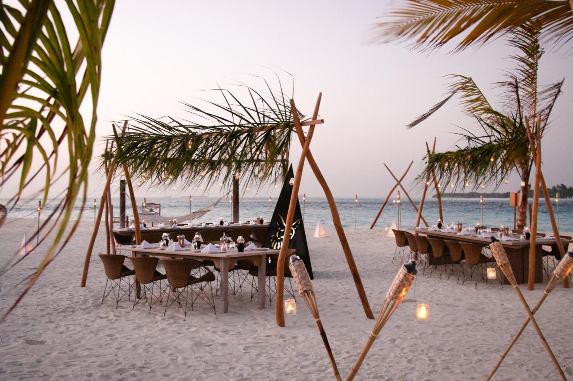 Nazaki Luxury Beach Hotel กาน ภายนอก รูปภาพ